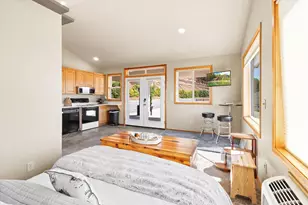 4002 Dry Creek Rd, Medford, OR 97504 - Photo 42