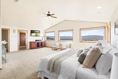 4002 Dry Creek Road, Medford, OR 97504 - Photo 16