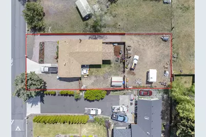2667 NE Jones Road, Bend, OR 97701 - Photo 8