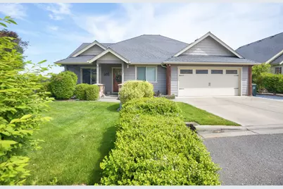 426 SE Cadet Court, Grants Pass, OR 97527 - Photo 2