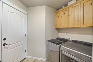 426 SE Cadet Ct, Grants Pass, OR 97527 - Photo 22