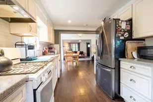 419 NW D St, Grants Pass, OR 97526 - Photo 10