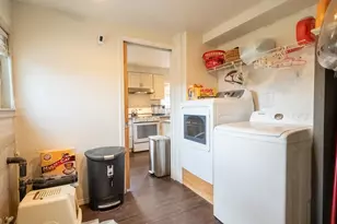 419 NW D St, Grants Pass, OR 97526 - Photo 16