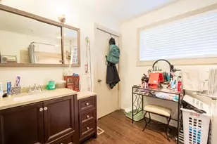 419 NW D St, Grants Pass, OR 97526 - Photo 22