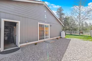 15935 Woodchip Ln, La Pine, OR 97739 - Photo 34