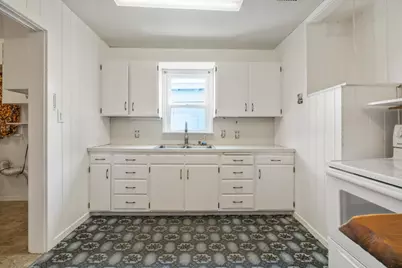 1633 Division Street, Klamath Falls, OR 97601 - Photo 14