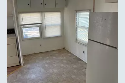 6800 S 6th Street #SPC 68, Klamath Falls, OR 97603 - Photo 2