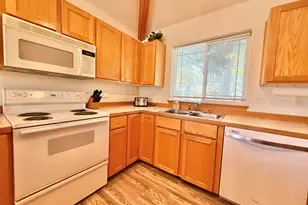 10613 Cormorant Ct, Klamath Falls, OR 97601 - Photo 6