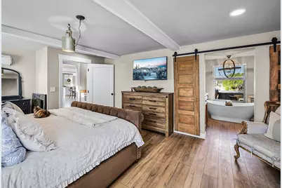 24166 Dodds Road, Bend, OR 97701 - Photo 20