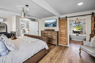 24166 Dodds Rd, Bend, OR 97701 - Photo 20