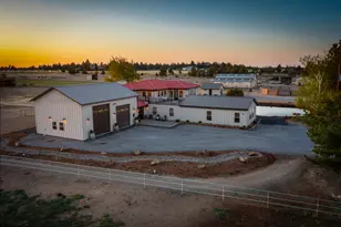 24166 Dodds Rd, Bend, OR 97701 - Photo 44
