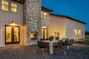24166 Dodds Rd, Bend, OR 97701 - Photo 36
