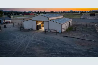 24166 Dodds Road, Bend, OR 97701 - Photo 40