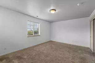 20560 Boyd Ct, Bend, OR 97701 - Photo 28