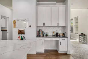 20560 Boyd Ct, Bend, OR 97701 - Photo 12