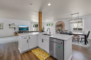 20560 Boyd Ct, Bend, OR 97701 - Photo 10