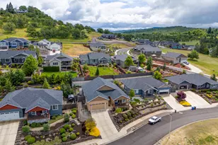 218 Cambridge Terrace, Eagle Point, OR 97524 - Photo 26