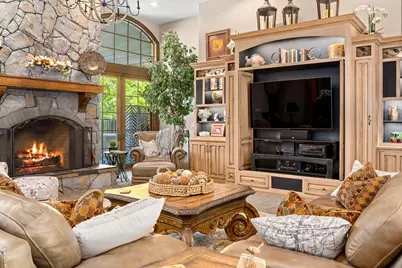 1126 NW Morgan Lane, Grants Pass, OR 97526 - Photo 10