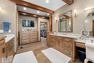 1126 NW Morgan Ln, Grants Pass, OR 97526 - Photo 26