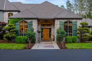 1126 NW Morgan Ln, Grants Pass, OR 97526 - Photo 2