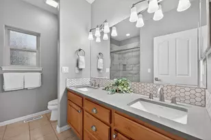 2932 NW Fairway Heights Dr, Bend, OR 97703 - Photo 38