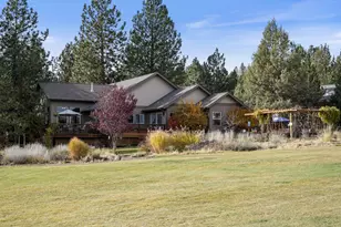 2932 NW Fairway Heights Dr, Bend, OR 97703 - Photo 58