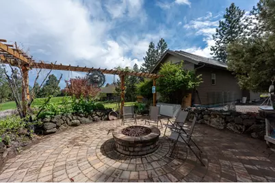 2932 NW Fairway Heights Drive, Bend, OR 97703 - Photo 54