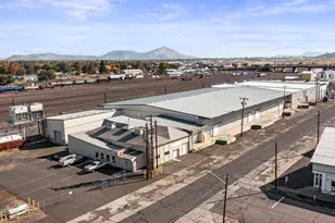 661 S Spring St, Klamath Falls, OR 97601 - Photo 1