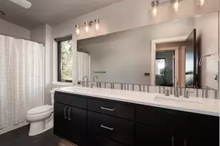 21060 Knott Rd, Bend, OR 97702 - Photo 30