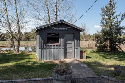 21060 Knott Road, Bend, OR 97702 - Photo 48