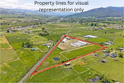 426 Hartley Road, Phoenix, OR 97535 - Photo 1