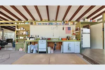 13007 Perry Road, Central Point, OR 97502 - Photo 12