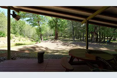 13007 Perry Road, Central Point, OR 97502 - Photo 24