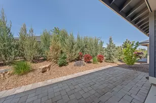 2771 NW 23rd Loop, Redmond, OR 97756 - Photo 10