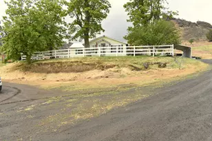 40300 Kahler Basin Rd, Spray, OR 97874 - Photo 22
