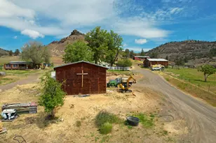 40300 Kahler Basin Rd, Spray, OR 97874 - Photo 24
