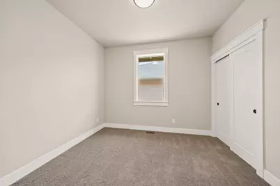 2528 NW Redwood Circle #14, Redmond, OR 97756 - Photo 26