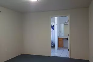 805 Bower Ln, Grants Pass, OR 97527 - Photo 20