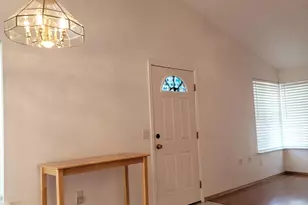 805 Bower Ln, Grants Pass, OR 97527 - Photo 14