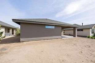 2366 NW Redwood Ave, Redmond, OR 97756 - Photo 6