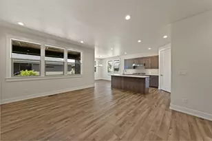 2695 NW 23rd, Redmond, OR 97756 - Photo 14