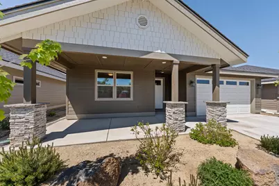 2695 NW 23rd #60, Redmond, OR 97756 - Photo 4