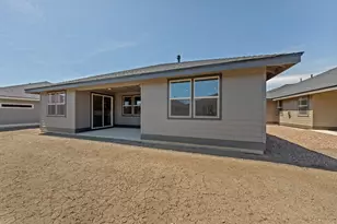 2622 NW Redwood Cir, Redmond, OR 97756 - Photo 4