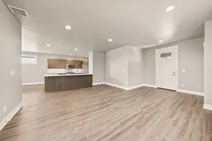 2522 NW Redwood Cir, Redmond, OR 97756 - Photo 10