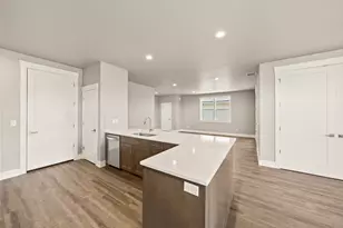 2522 NW Redwood Cir, Redmond, OR 97756 - Photo 18