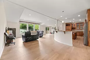 261 White Oak Dr, Cave Junction, OR 97523 - Photo 18