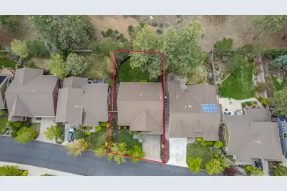 19501 Pond Meadow Avenue, Bend, OR 97702 - Photo 34