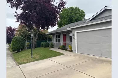 2225 New Haven Drive, Central Point, OR 97502 - Photo 4