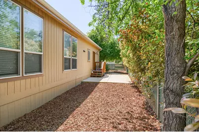 225 Wilson Road, Central Point, OR 97502 - Photo 28