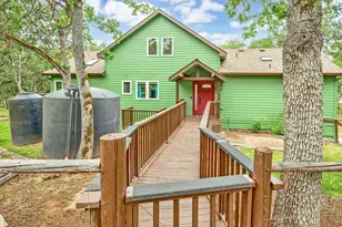 4291 Pioneer Rd, Medford, OR 97501 - Photo 62